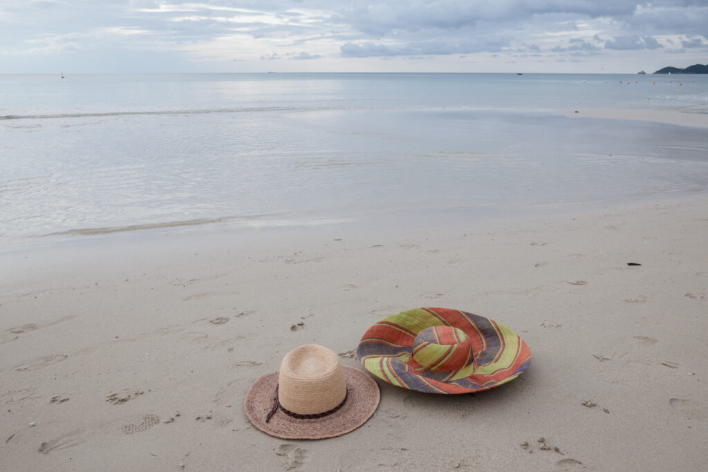 hats beach tropical island 2